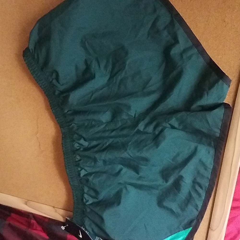 Nike Performance Running Active Green Shorts Size… - image 3